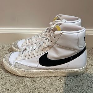 Nike blazer